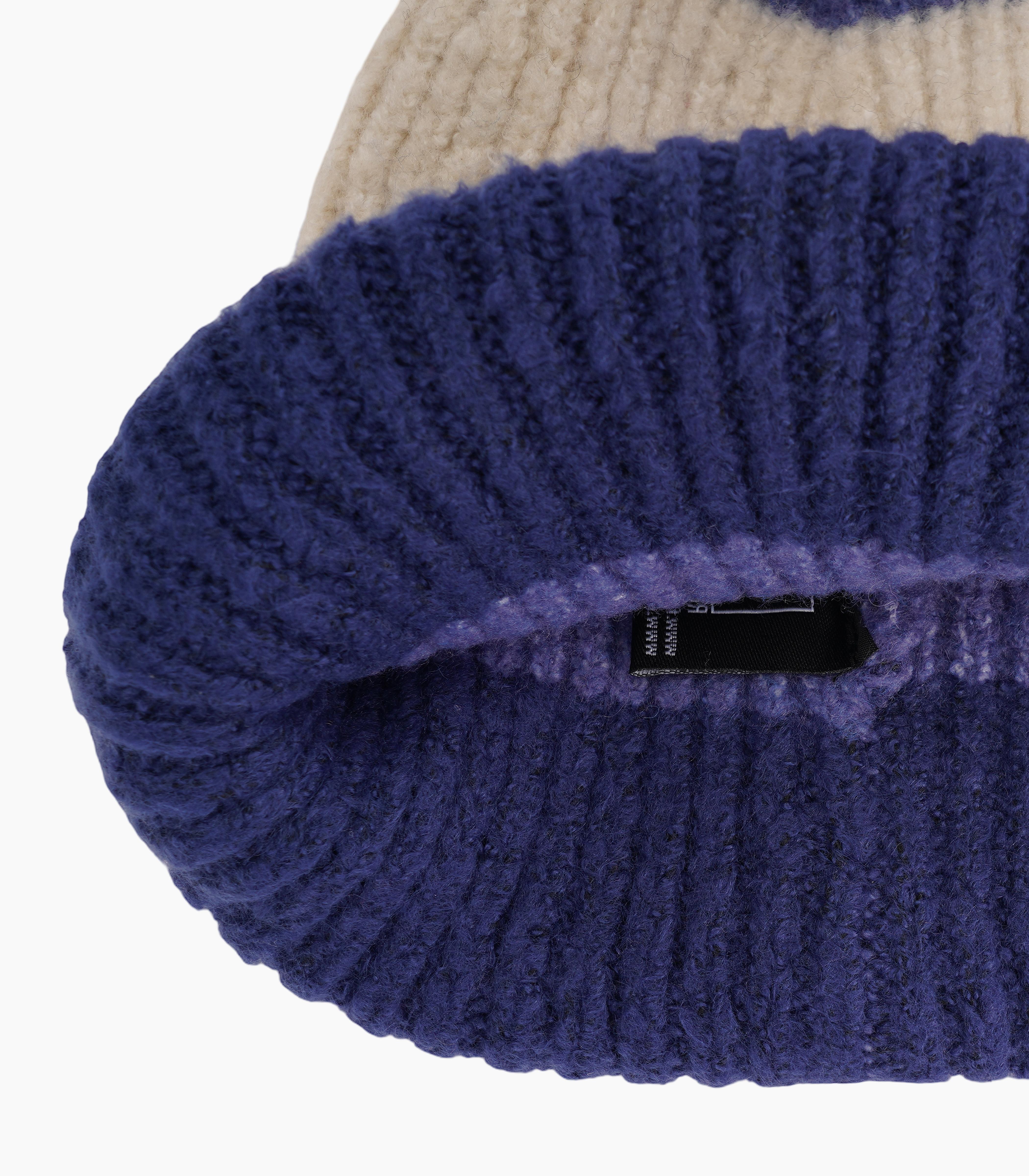 Köln Winter Hat with Pompon